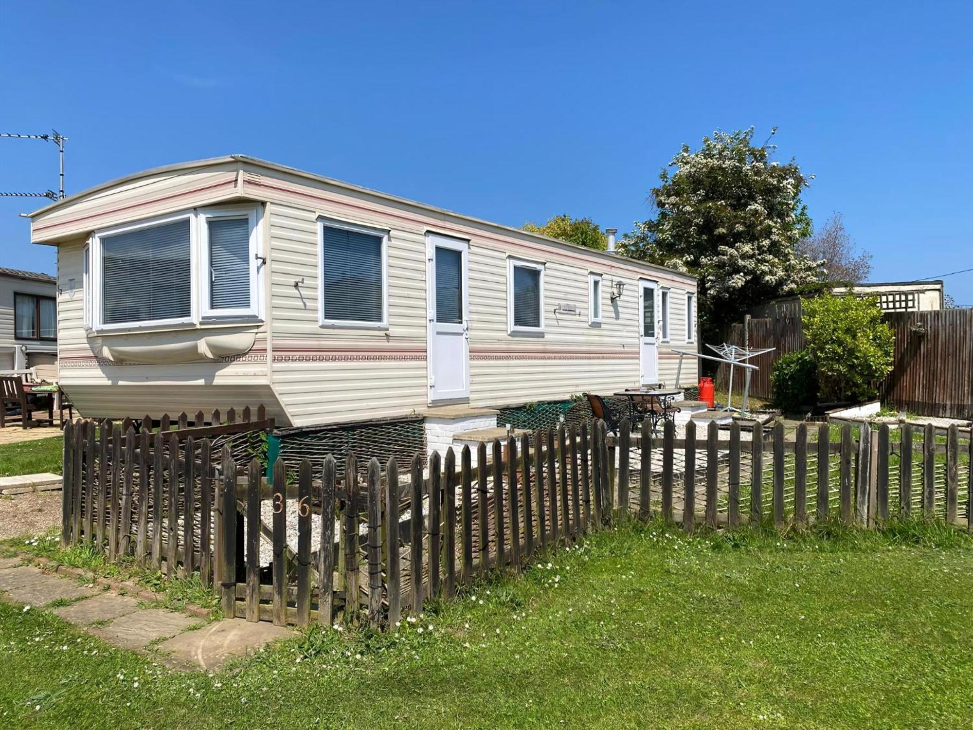 Homely Caravan Just A Short Walk To Hembsy Beach In Norfolk Ref 00036Ba Hemsby Exterior photo